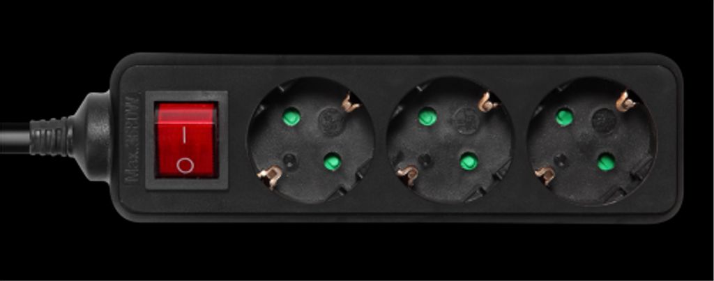 Deltaco Earthed power strip, 1xCEE 7/7, 3xCEE 7/3, child protected, 1.5m - Black